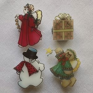 Handmad Christmas 🎄 button covers (4)